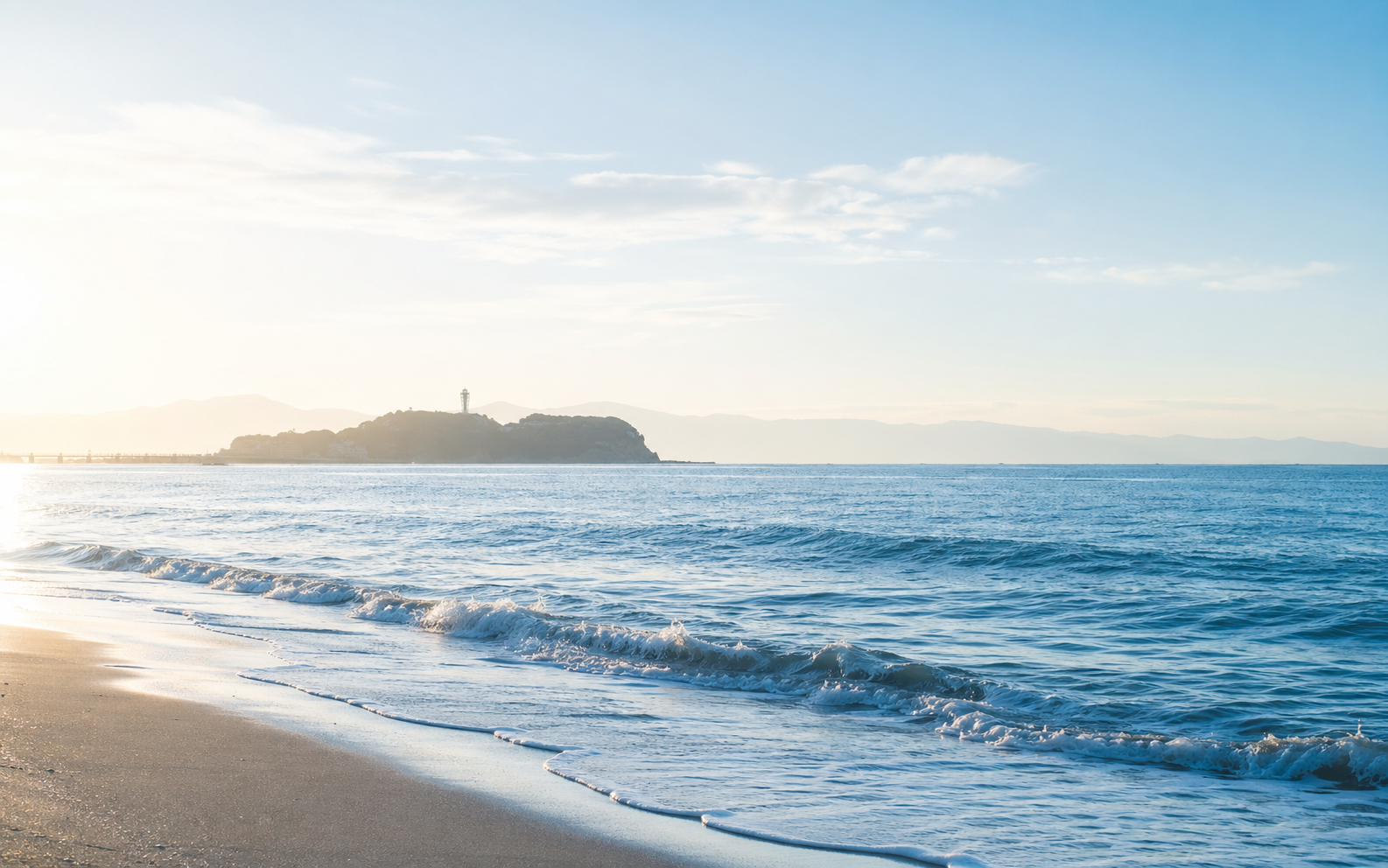 湘南の海と江の島